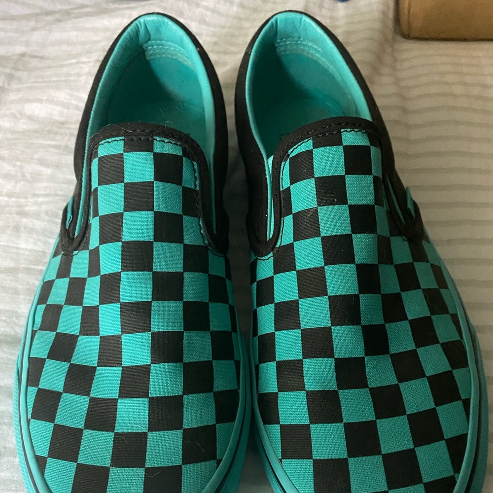 VANS